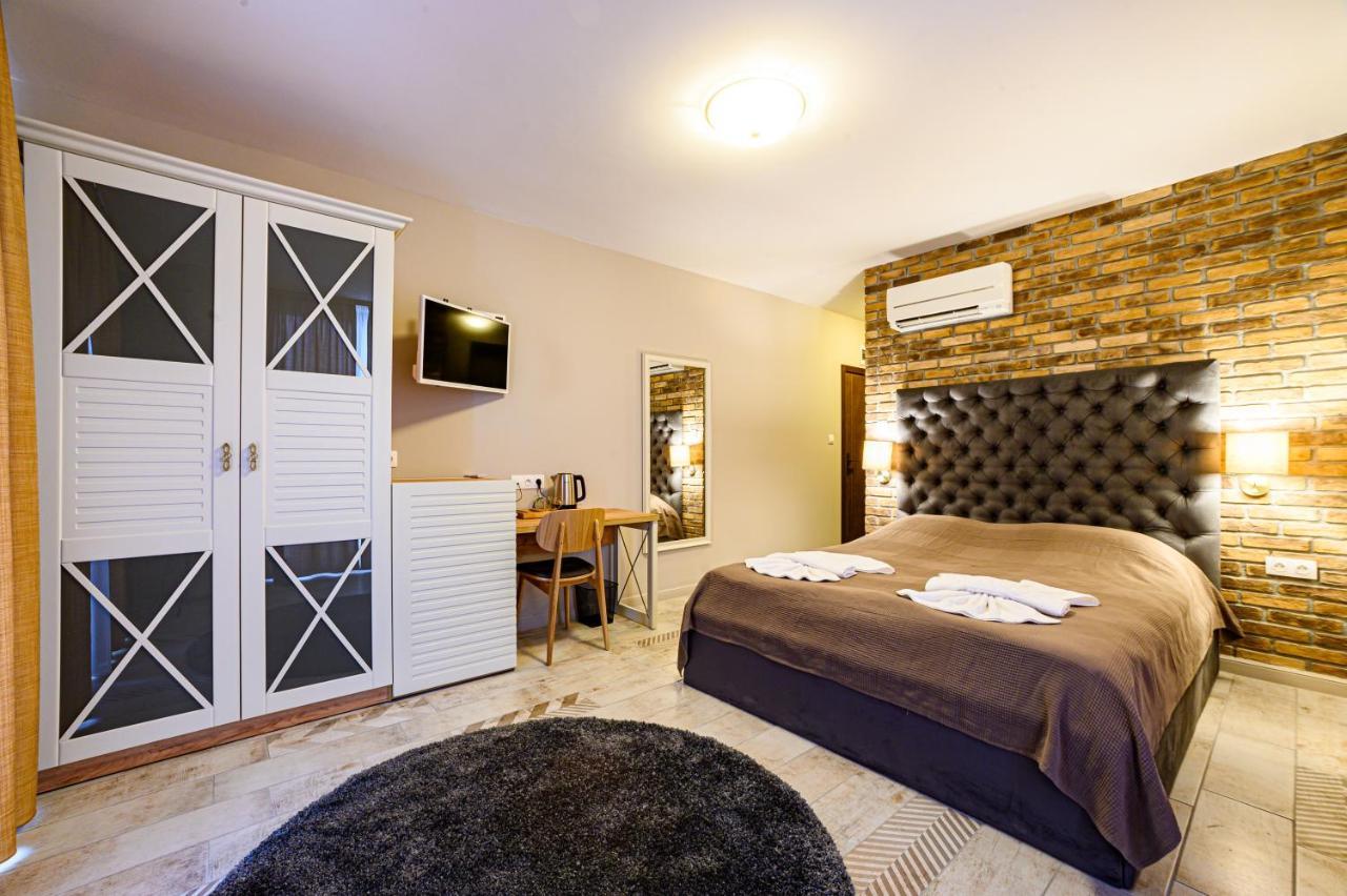 Antique Boutique Hotel Pavel Banya Exterior photo